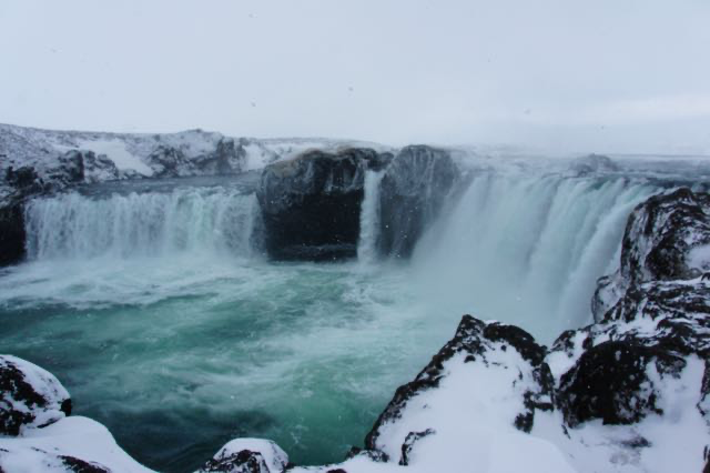 絶景だらけのアイスランド、DAY2。「吹雪で遭難」